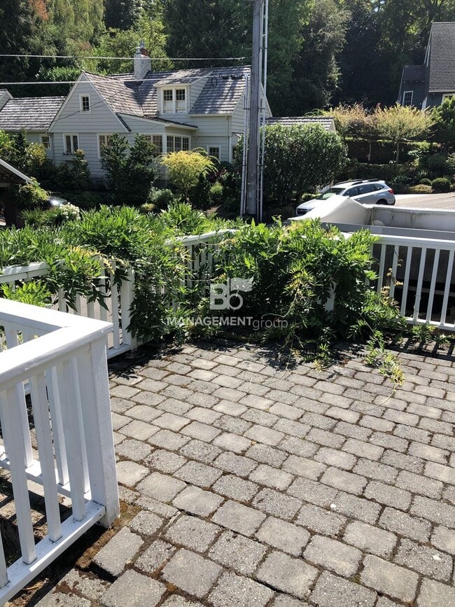 Foto del edificio - 2741 SW Old Orchard Rd