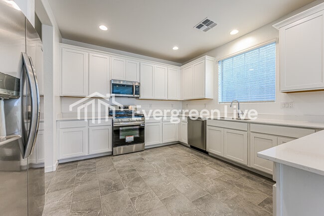 Foto del edificio - 9834 W Verde Ln