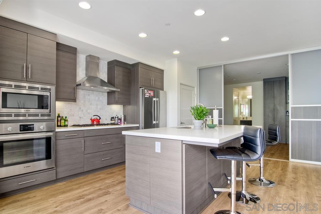 Foto principal - 2820 Carleton St