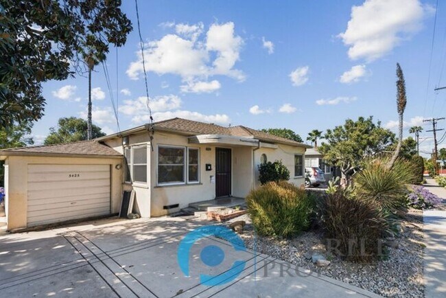 Foto del edificio - 5425 Adams Ave