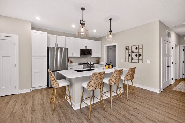 Building Photo - Picket Fence Community