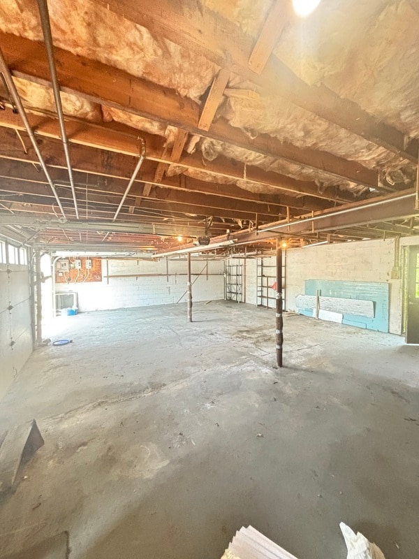 Building Photo - 15 Froelich Ave