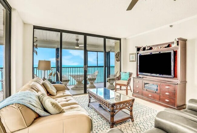 Building Photo - 15462 Gulf Blvd
