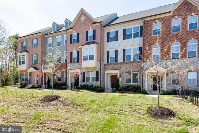 Foto del edificio - 7311 Taylor's Hill Ln