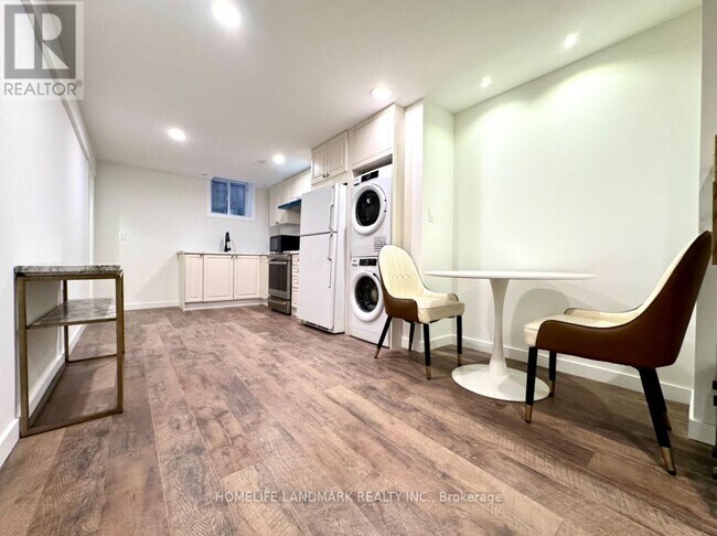 Photo du bâtiment - 21 Villandry Crescent