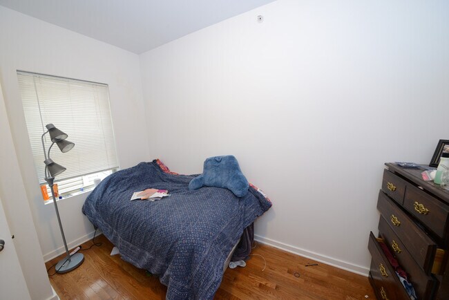 Foto del edificio - 1845 N 17th St