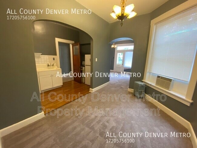 Foto del edificio - 1256 N Clarkson St