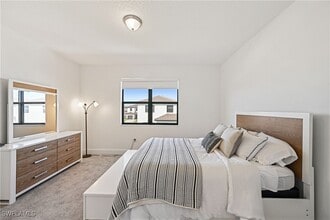 Building Photo - 5617 Cobalto Wy