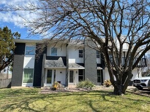 Building Photo - 1904 Woodland Ave
