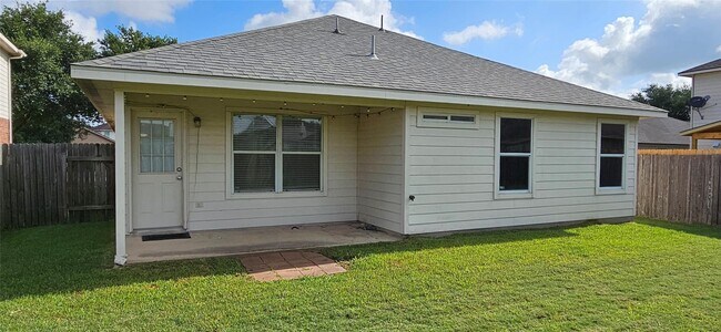 Foto del edificio - 919 Yorkshire Hollow Ln