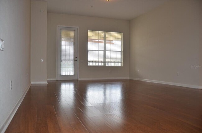 Building Photo - 3368 Robert Trent Jones Dr