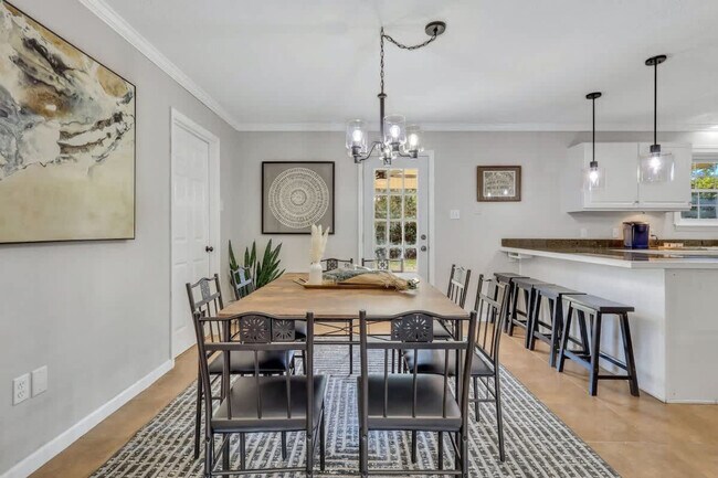 Foto del edificio - 303 Joel St