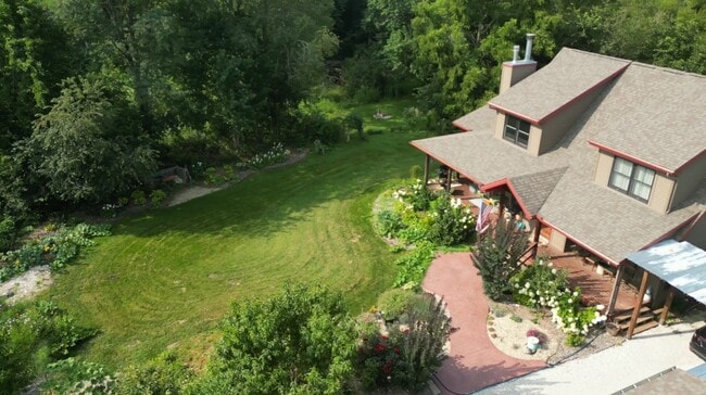 Building Photo - 415 Grimm Road
