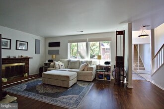 Building Photo - 1450 Greenmont Ct