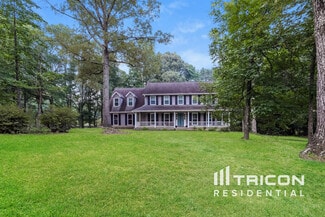 Building Photo - 125 Tanglewood Dr
