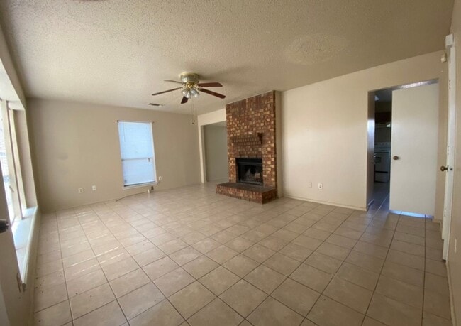 Foto del edificio - 2928 Stonycroft Dr