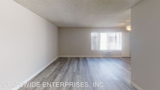 Building Photo - 425 S Catalina St