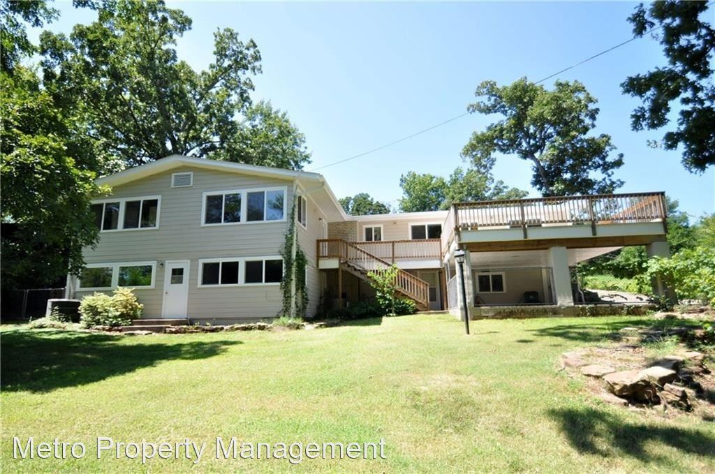 Primary Photo - 5 br, 3.5 bath Apartment - 44 Hartman Ave.