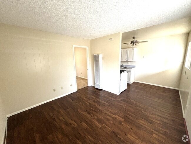 Lexington Gardens Apartments for Rent - El Cajon, CA - 1 Rentals ...