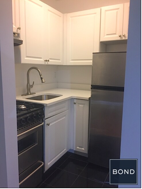 Foto del edificio - 57 E 77th St