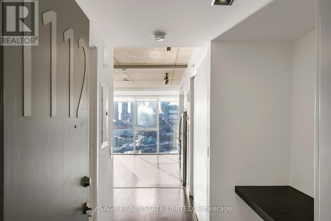 Building Photo - 32 Trolley Cres