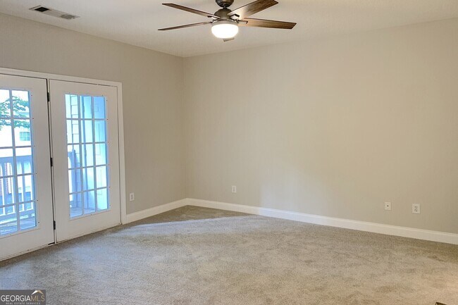 Building Photo - 202 Spring Heights Ln