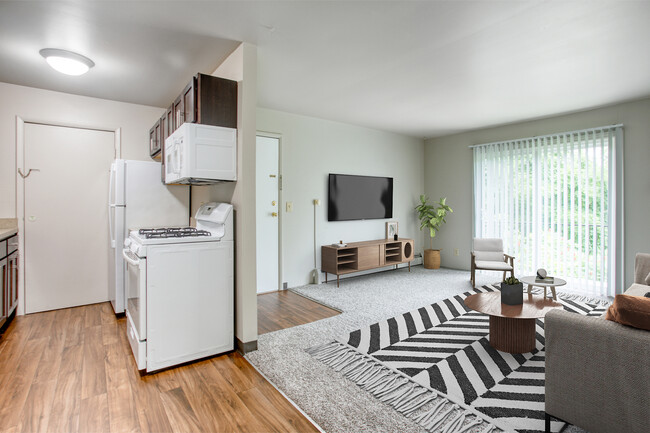 Kitchen/Living Area - Richmond Hills Apartments