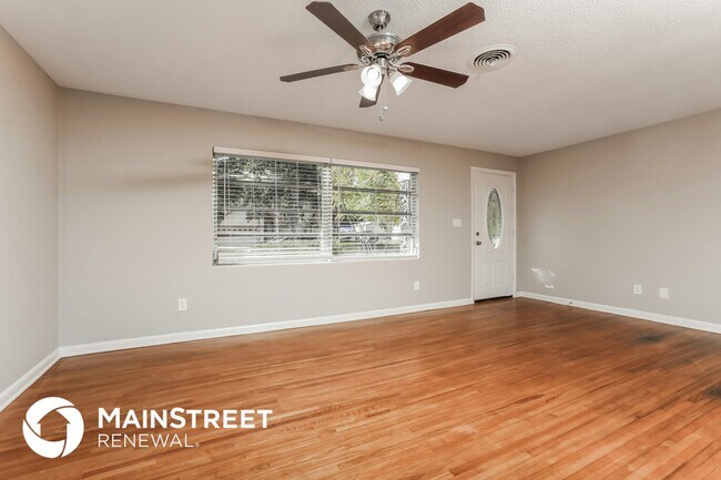 Foto del edificio - 723 E Grove Pl