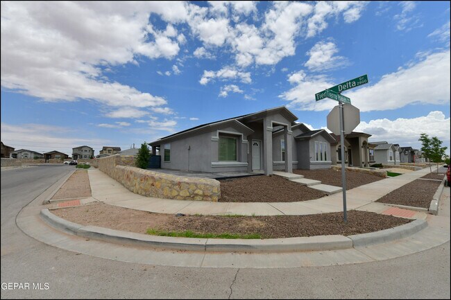 Building Photo - 14901 Tierra Isaiah Ave