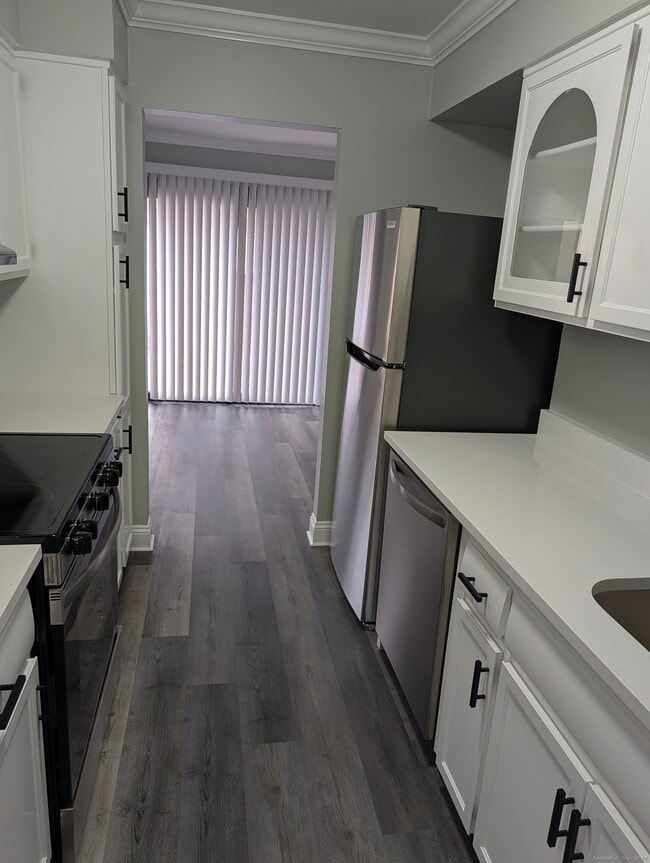 Foto del edificio - 107 Kennedy Dr