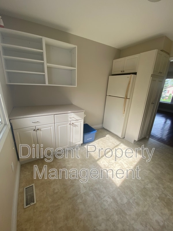 Building Photo - 1260 Pulpit Rd