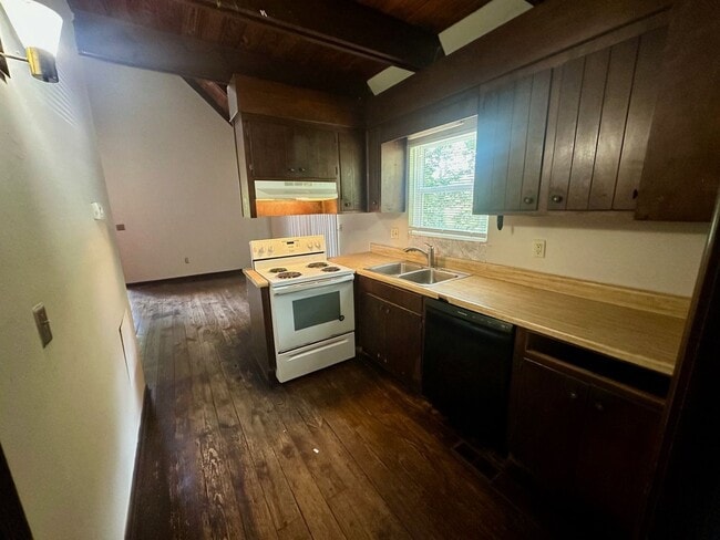 Photo - 400 Lindsay Rd Apartment