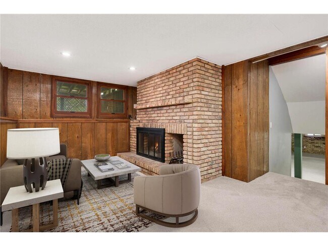 Foto del edificio - 8666 Windward Cir