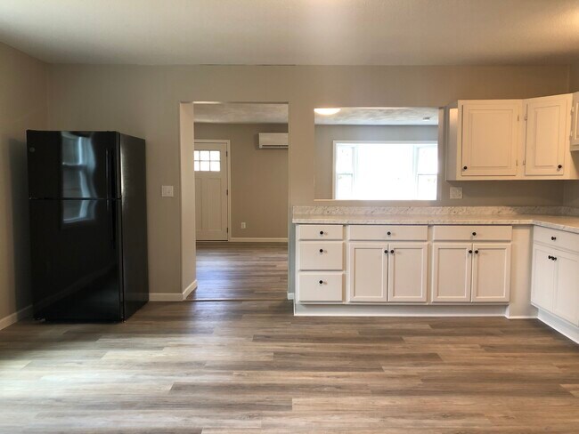 Cocina - 15 Pineview Ave