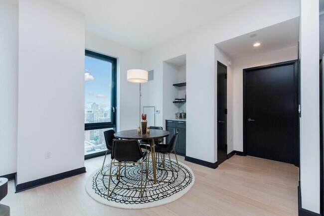 Foto del edificio - 316 W 71st St