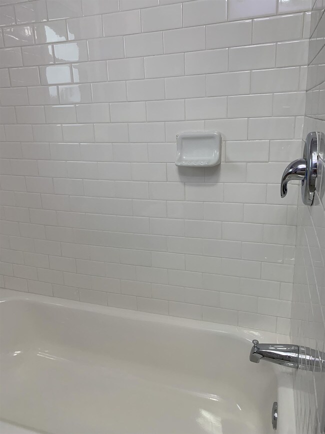 Foto del edificio - 7406 Wood Haven Rd