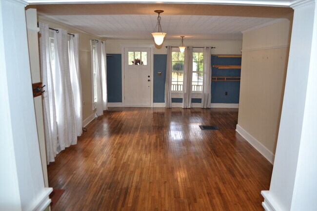 Living room - 11 Locust St