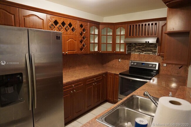 Building Photo - 8500 SW 149th Ave