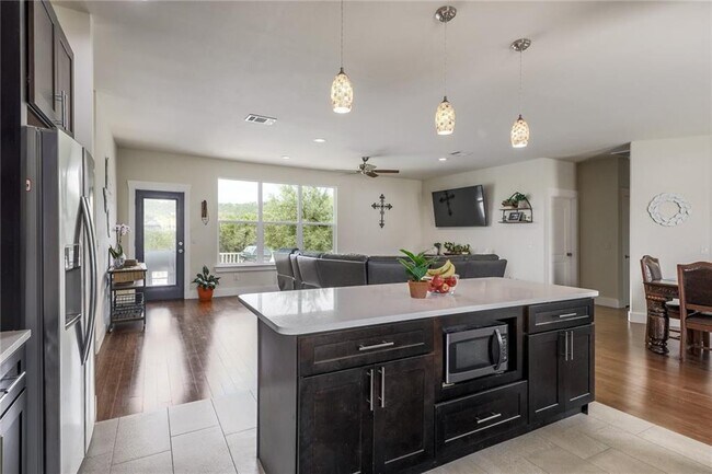 Foto del edificio - 8005 Flintlock Cir