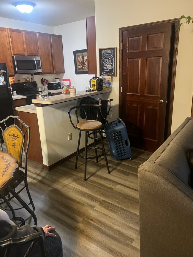 2955 W Drexel Ave Unit 401, Franklin, WI 53132 Apartments in Franklin, WI