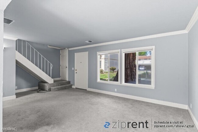 Building Photo - 118 Escazu Ct
