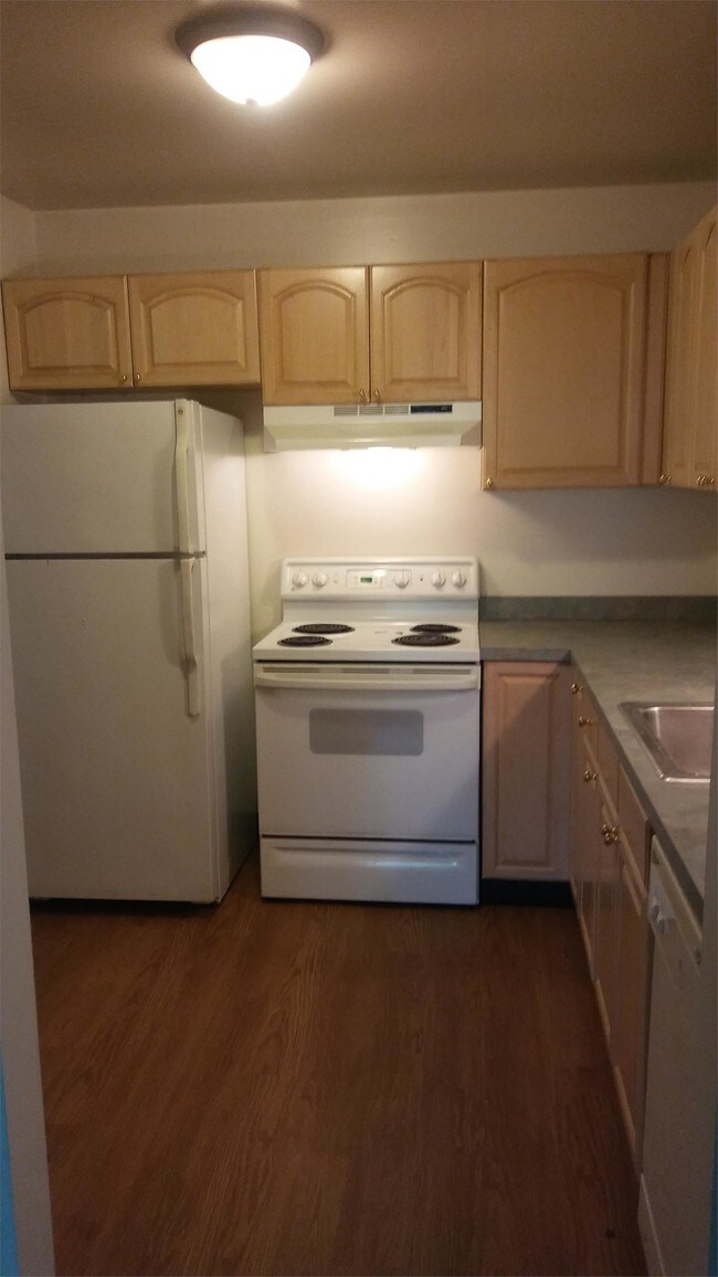 Building Photo - 2108 Cedar Run Dr