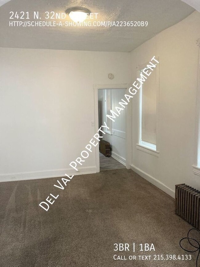 Building Photo - Improved Rent! Newly Updated 3-Bdrm Row Ho...