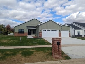 Building Photo - 2804 Clarion Rd