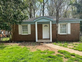 Building Photo - 2613 Remington St