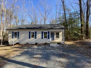 Building Photo - 170 Forest Grove Rd