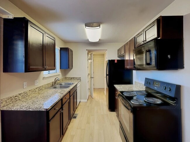 Building Photo - 4962 S Richfield Cir