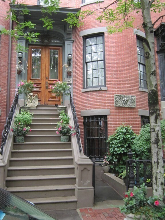 Building Photo - 124 Pembroke St