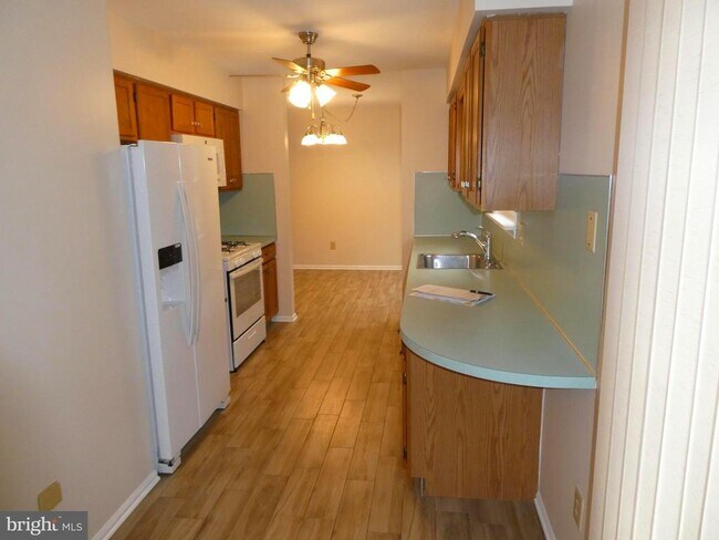 Foto del edificio - 13 Birch Ave