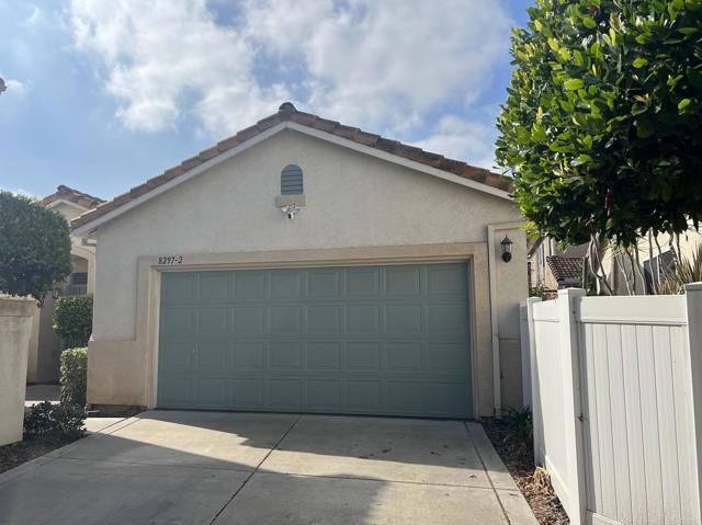 Primary Photo - 8297 Gold Coast Dr
